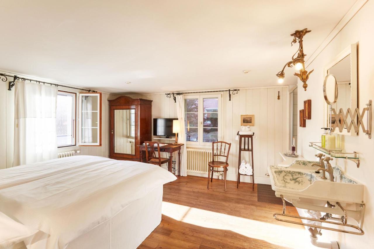 Boutique Comfort Room